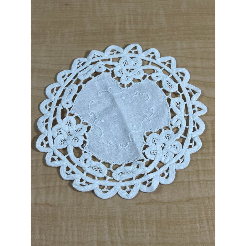 Handmade‎ Small  Lace Doily White 7”